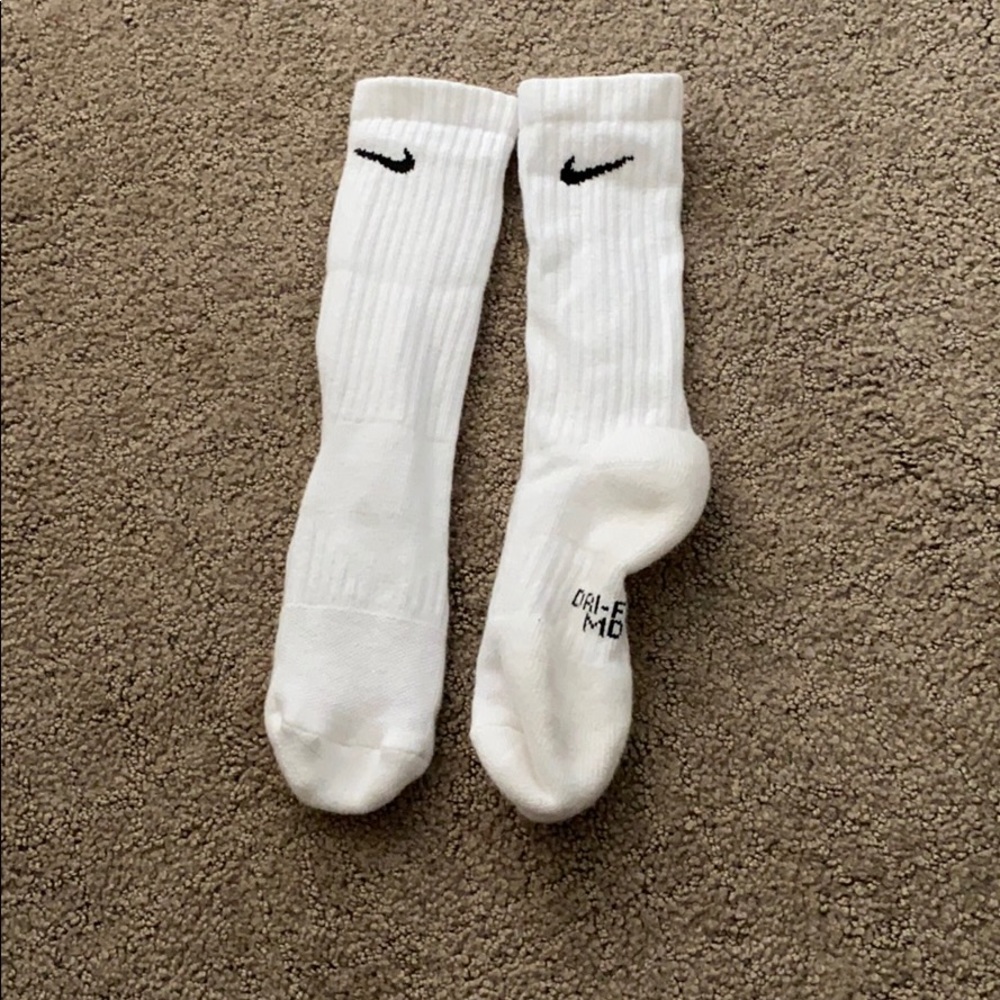 Big Kid Nike Socks - Picture 3 of 3